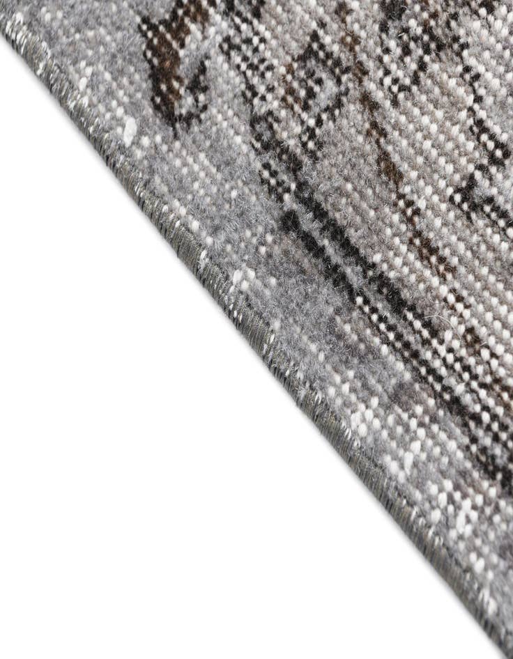 Detail image of  5' 5 x 8' 6 Ultra Vintage Wool Rug