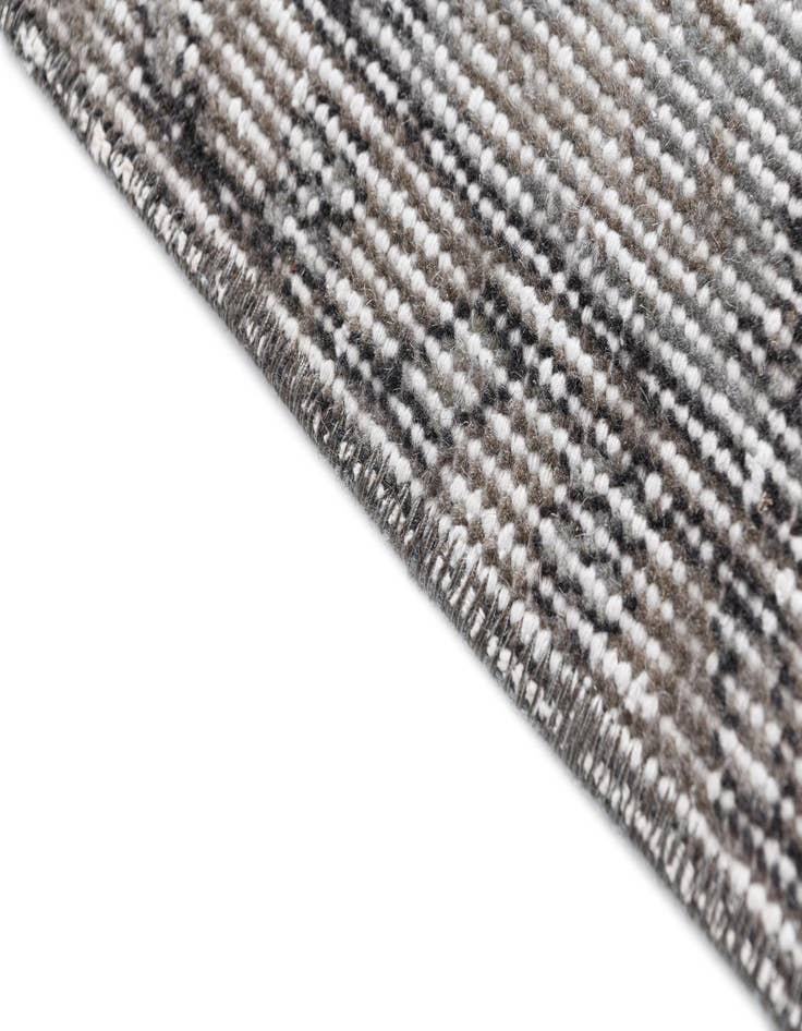 Detail image of  5' 10 x 9' 1 Ultra Vintage Wool Rug