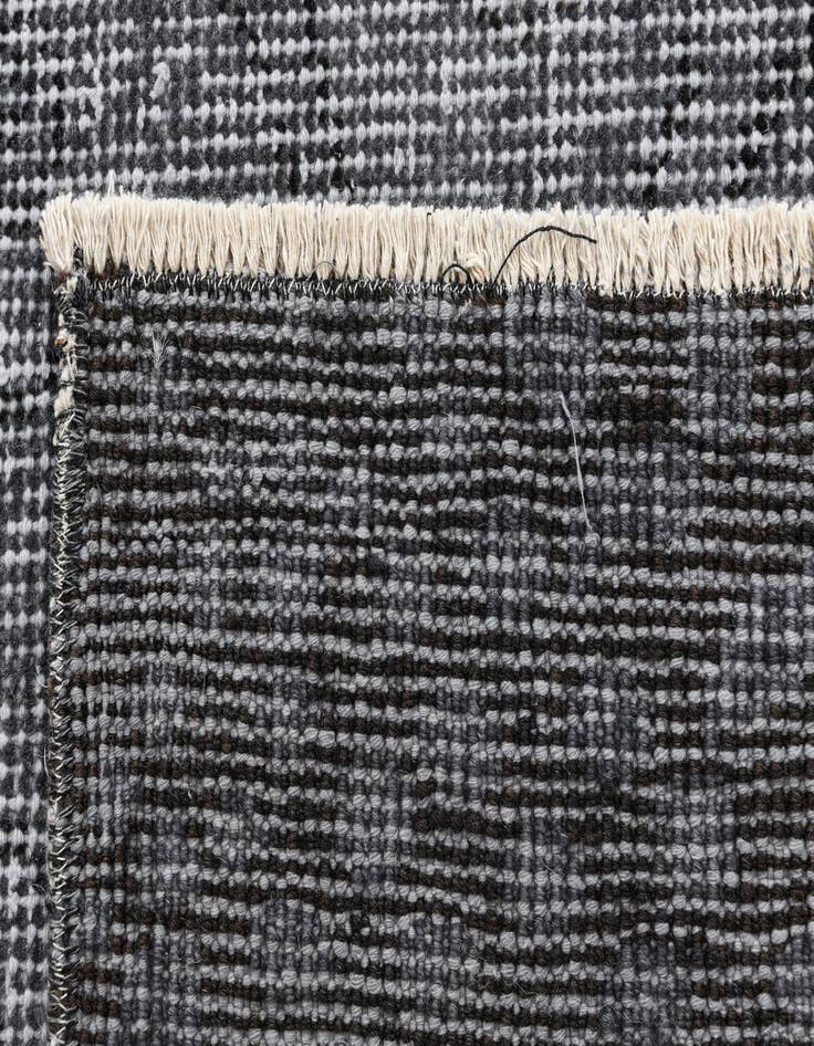 Detail image of  5' 9 x 9' 6 Ultra Vintage Wool Rug