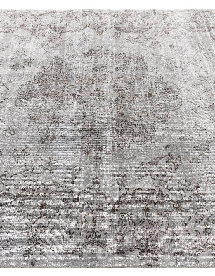 Detail image of  5' 11 x 9' 6 Ultra Vintage Wool Rug