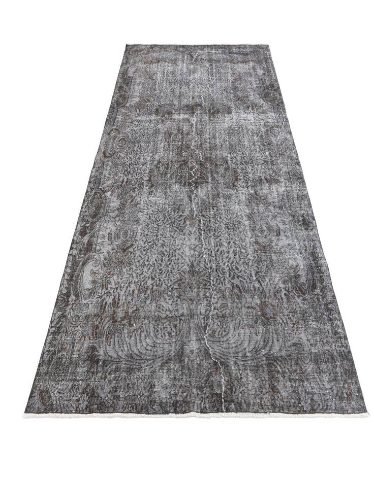 Detail image of  6' 3 x 9' 10 Ultra Vintage Wool Rug