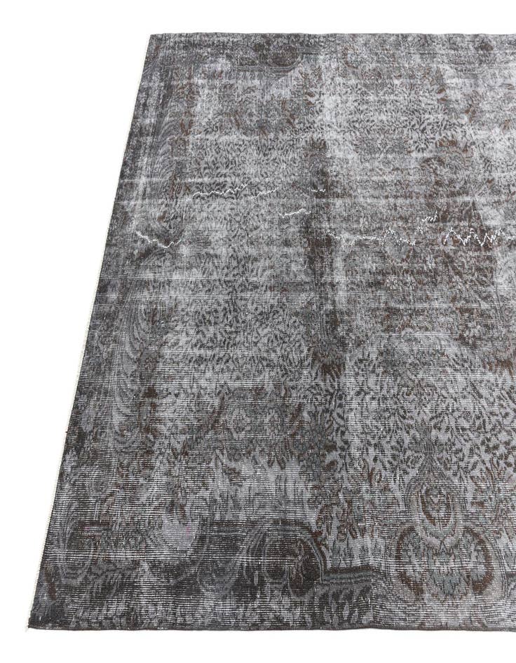 Detail image of  6' 3 x 9' 10 Ultra Vintage Wool Rug