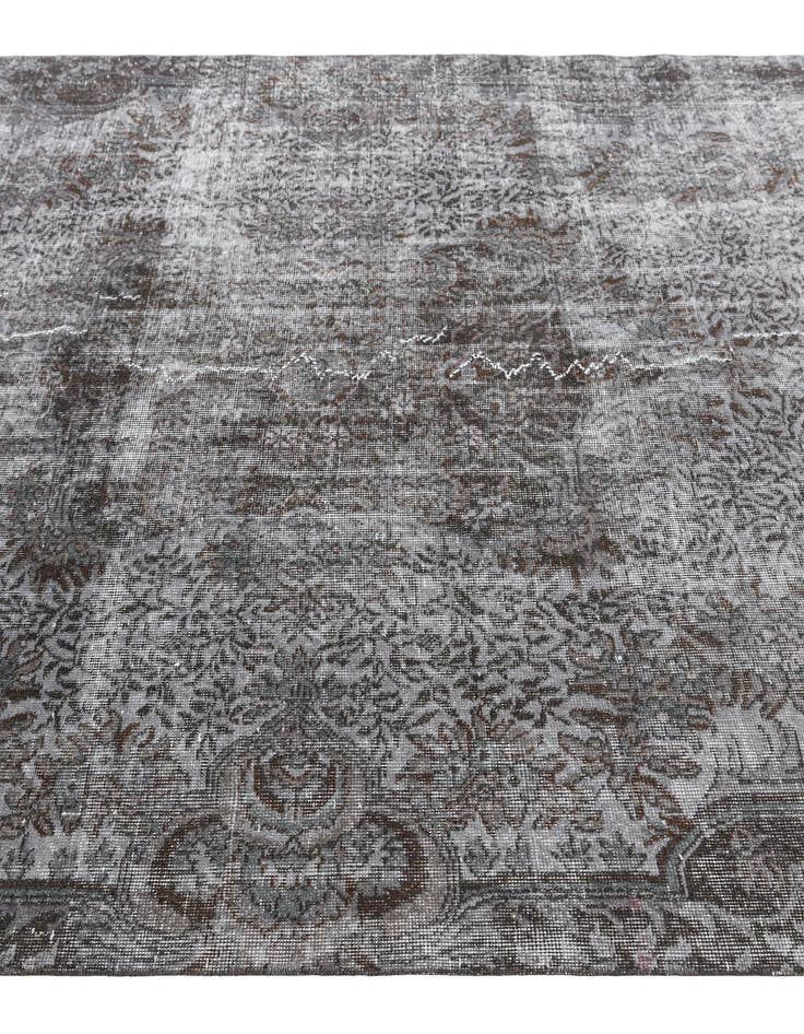 Detail image of  6' 3 x 9' 10 Ultra Vintage Wool Rug