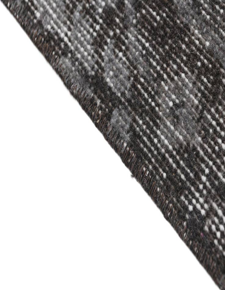 Detail image of  6' 3 x 9' 10 Ultra Vintage Wool Rug