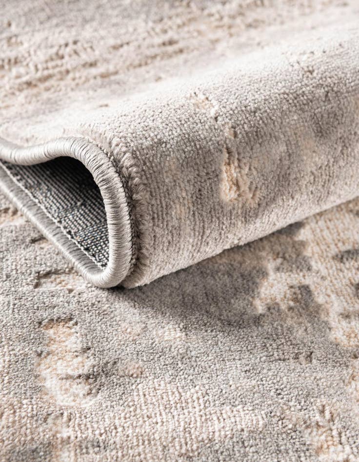 Detail image of Jill Zarin 9' x 12' 2 Uptown Lexington Avenue Rug