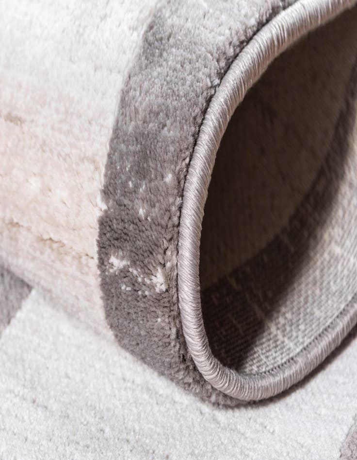 Detail image of Jill Zarin 4' x 6' Uptown Yorkville Rug