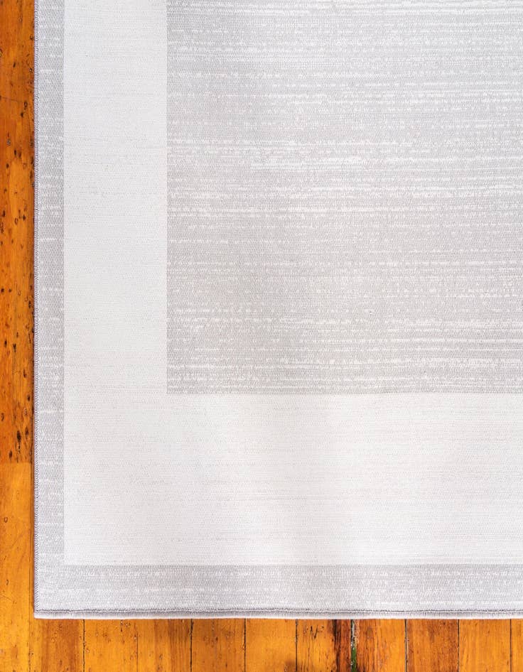 Detail image of Jill Zarin 4' x 6' Uptown Yorkville Rug