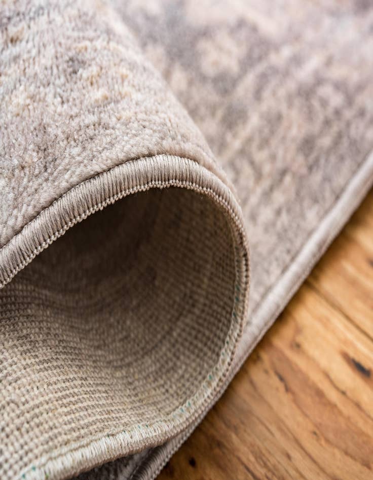 Detail image of  4' x 6' Victoria Rug