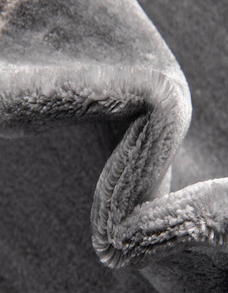 Detail image of  7' 10 x 10' Vince Camuto Rug