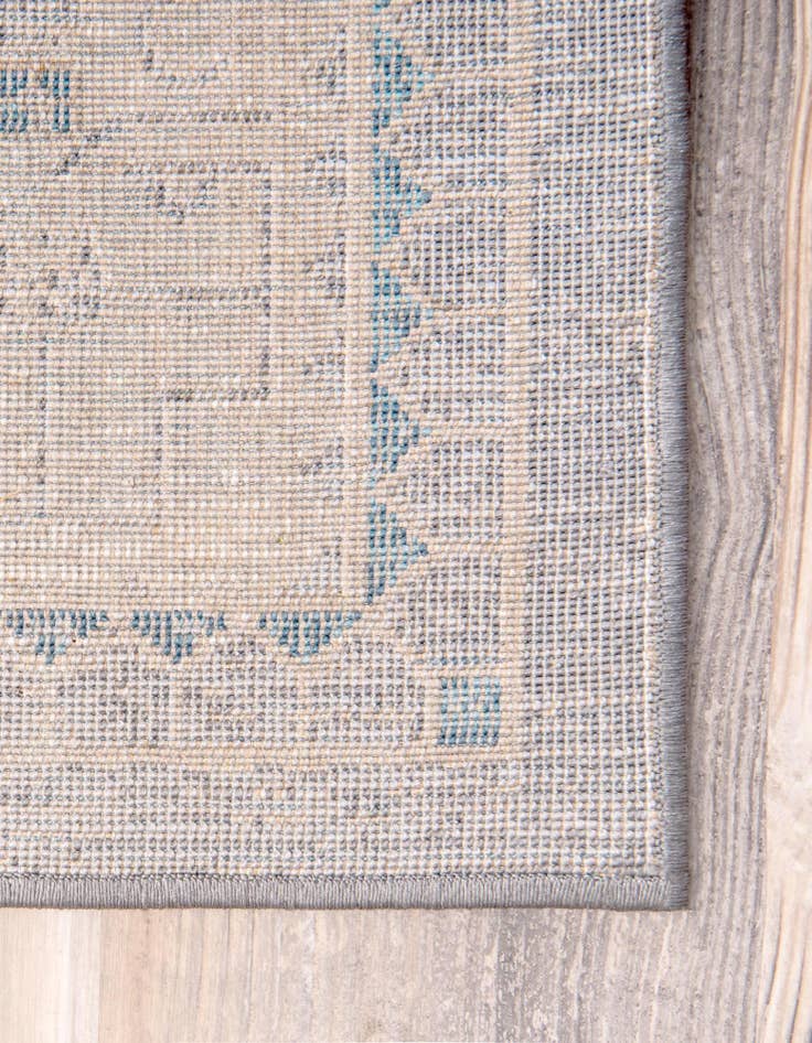 Detail image of  7' x 10' Viola Rug