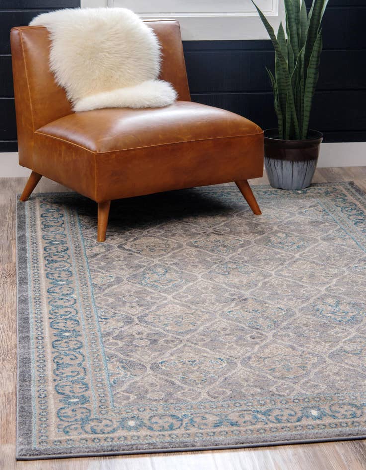 Detail image of  4' x 6' Viola Rug