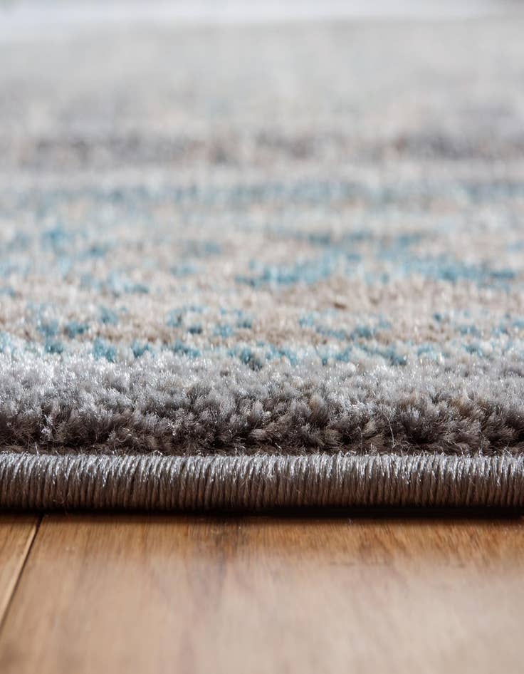 Detail image of  2' x 3' Viola Rug