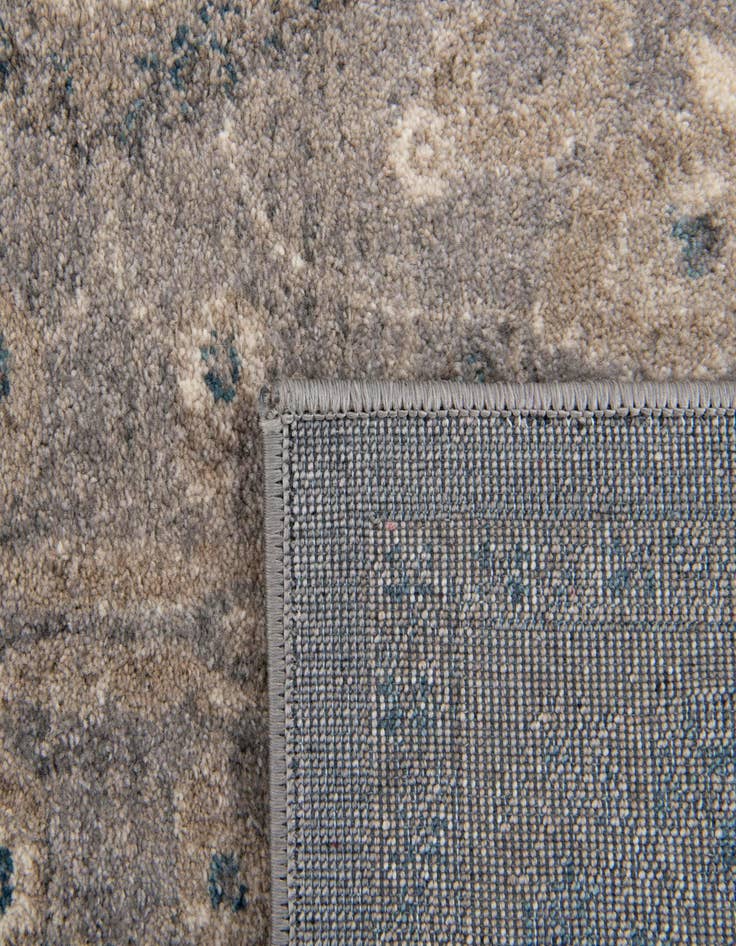 Detail image of  2' x 3' Viola Rug