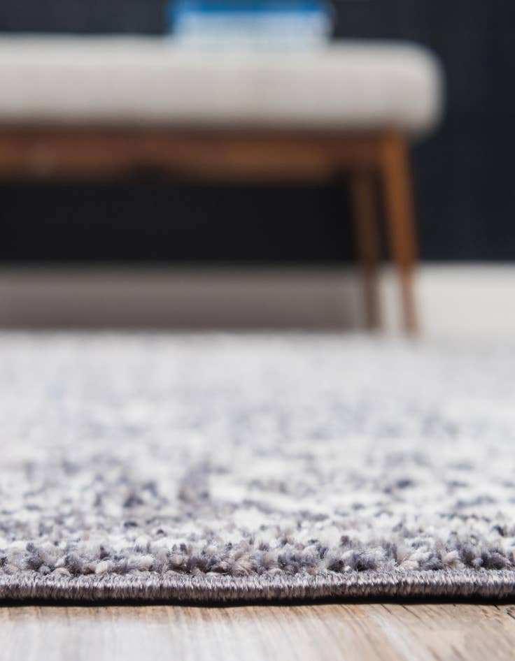 Detail image of  2' 2 x 3' Williamsburg Rug