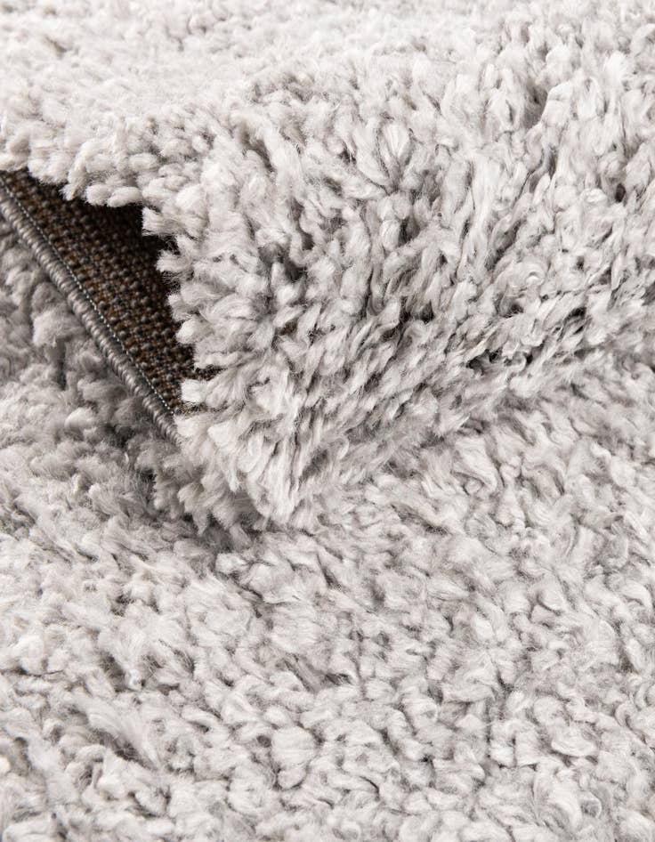 Detail image of  2' 7 x 5' Zermatt Shag Rug