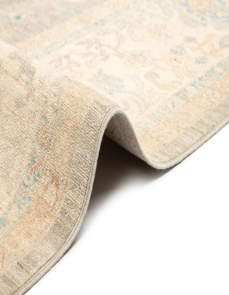 Detail image of  8' 10 x 12' 1 Ziegler Rug