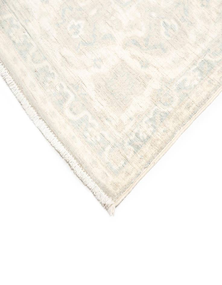 Detail image of  7' 11 x 9' 7  Hand Knotted Ziegler Rug