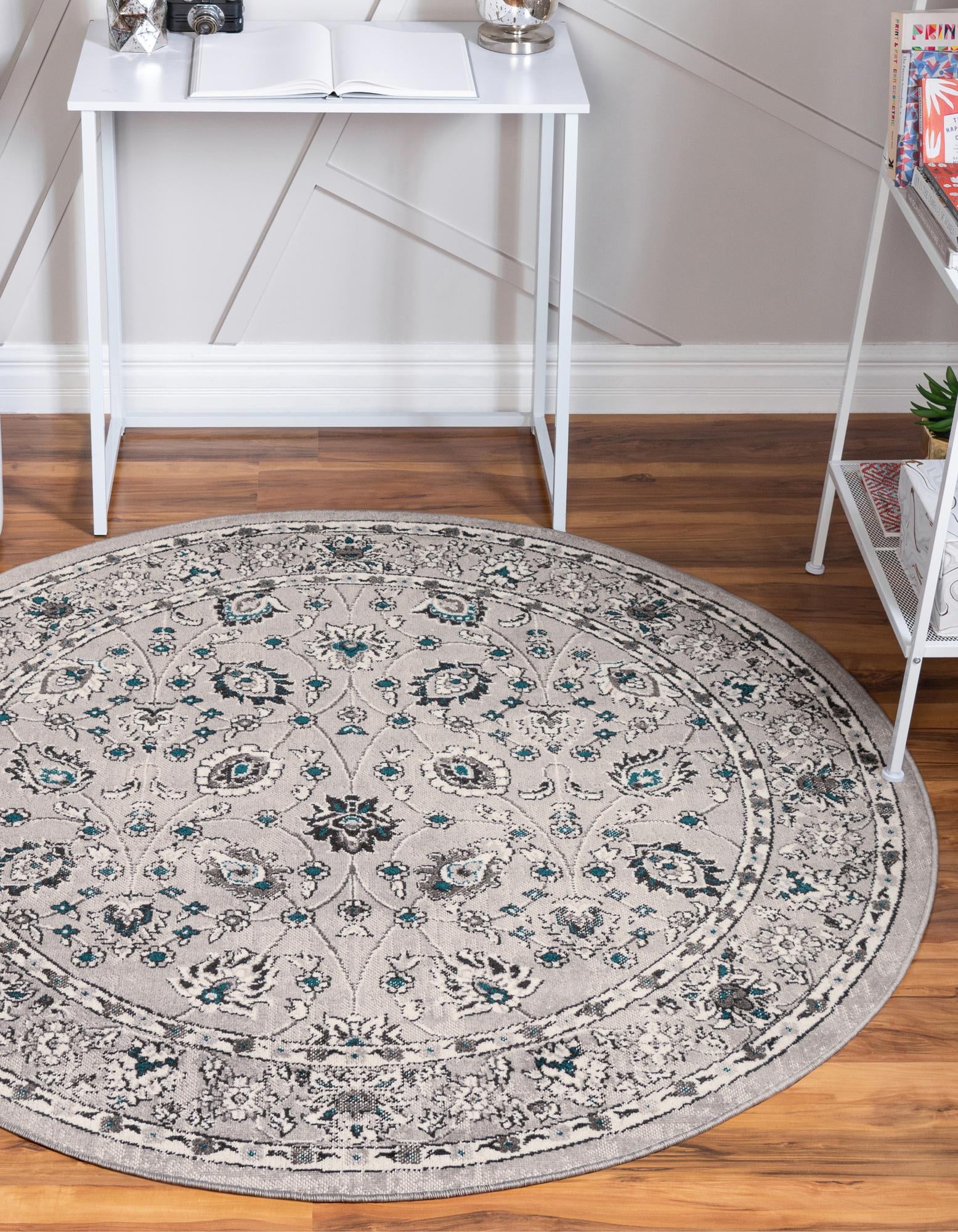Rose 7' 10 x 7' 10 Aarhus Round Rug | Rugs.com