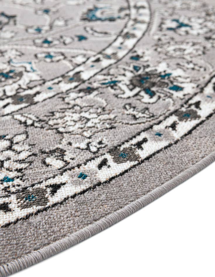 Detail image of  7' 10 x 7' 10 Aarhus Round Rug