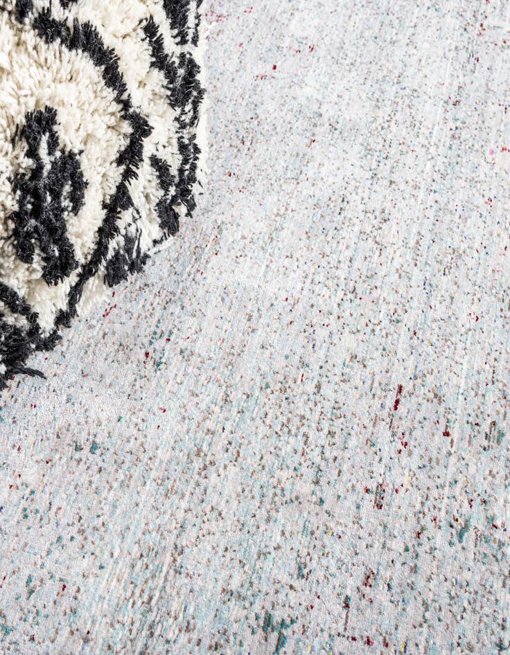 Detail image of  6' x 6' Alexis Round Rug