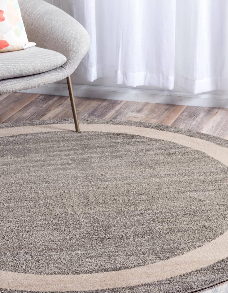 Detail image of  7' 10 x 7' 10 Angelica Round Rug