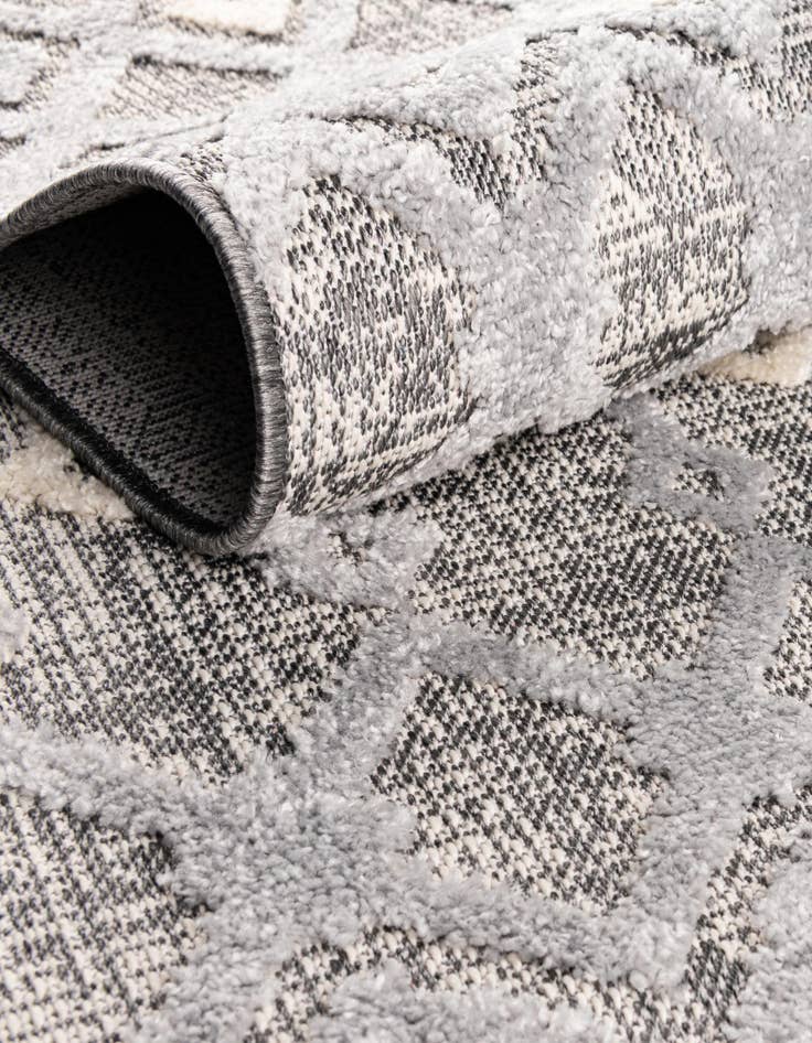 Detail image of  5' 3 x 5' 3 Arlo Round Rug