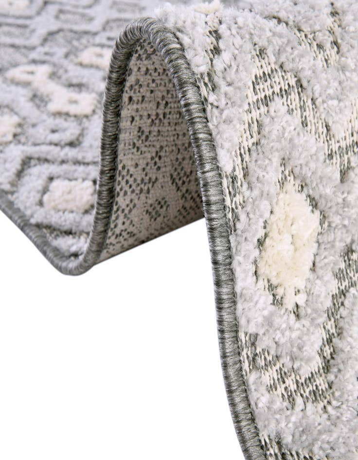 Detail image of  5' 3 x 5' 3 Arlo Round Rug