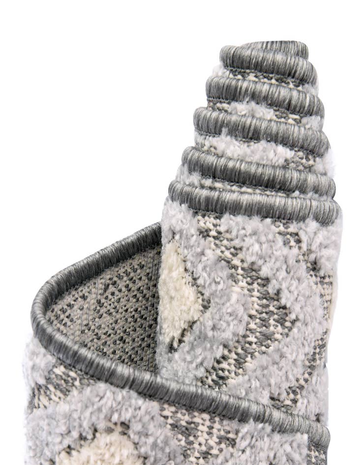 Detail image of  5' 3 x 5' 3 Arlo Round Rug