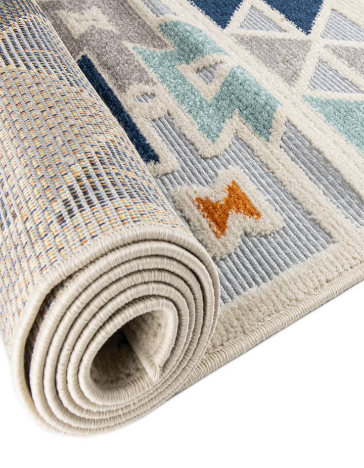 Detail image of  5' 3 x 5' 3  Washable Aruba Indoor / Outdoor Round Rug