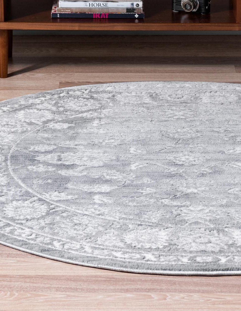 Gray 7' 10 x 7' 10 Boston Round Rug | Rugs.com