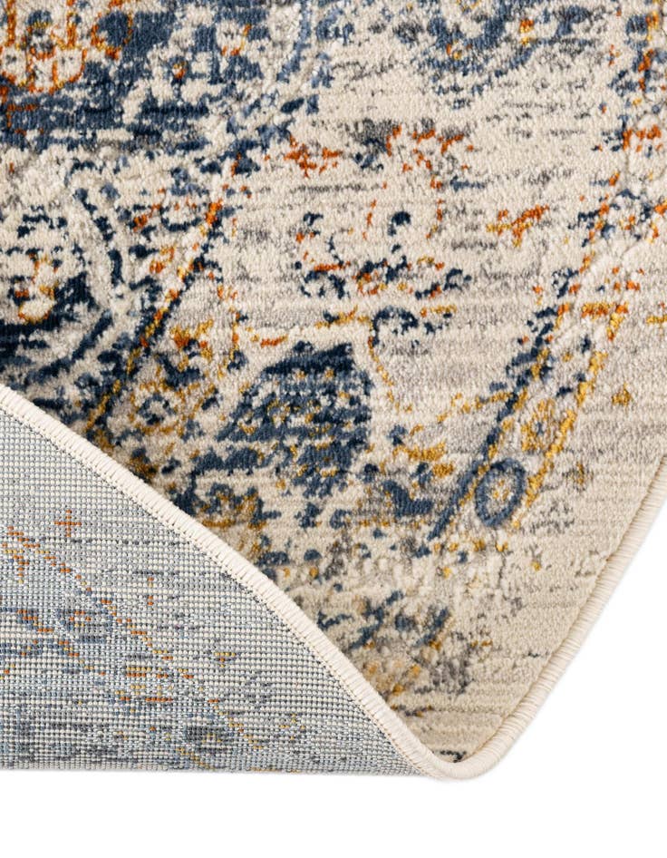 Detail image of  3' 7 x 3' 7 Budapest Round Rug