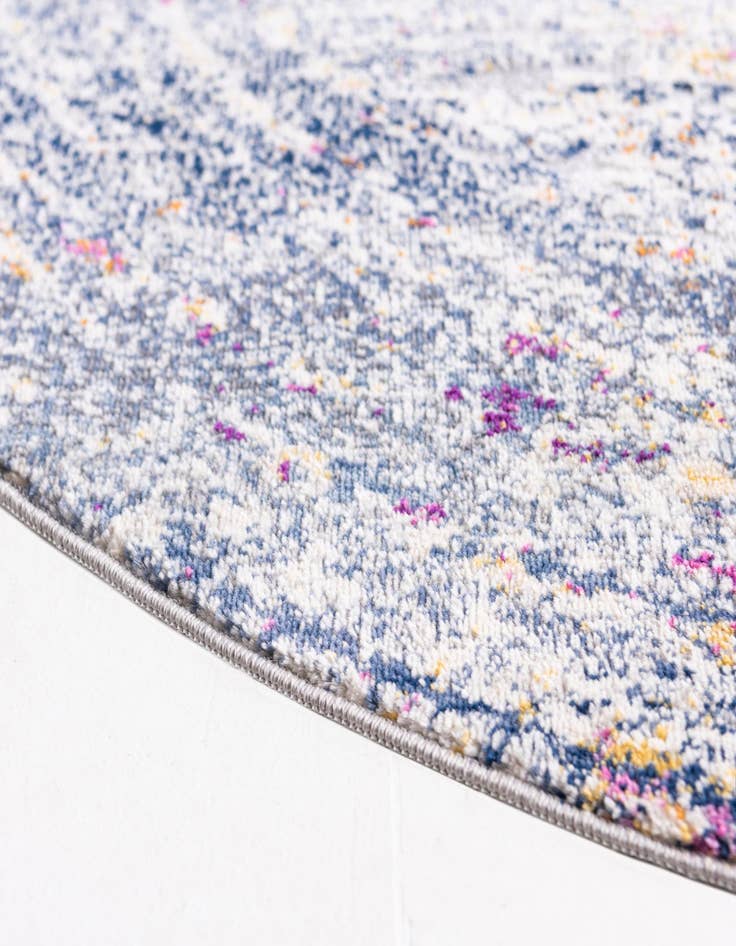 Detail image of  5' x 5' Budapest Round Rug