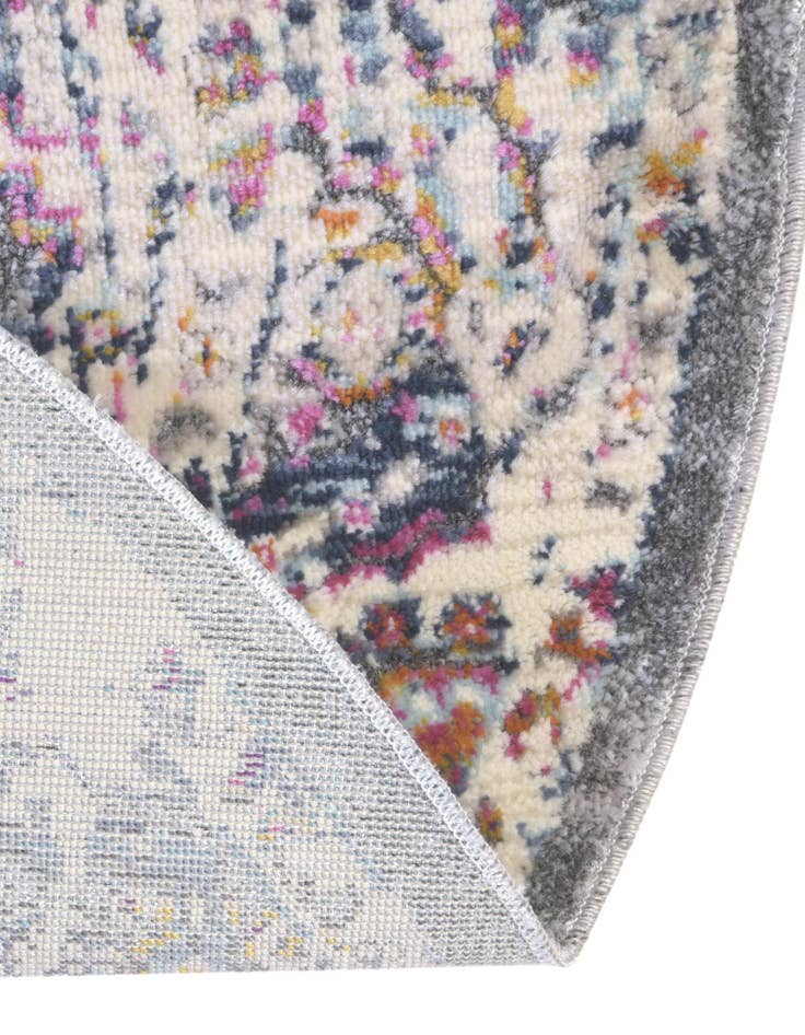 Detail image of  5' x 5' Budapest Round Rug