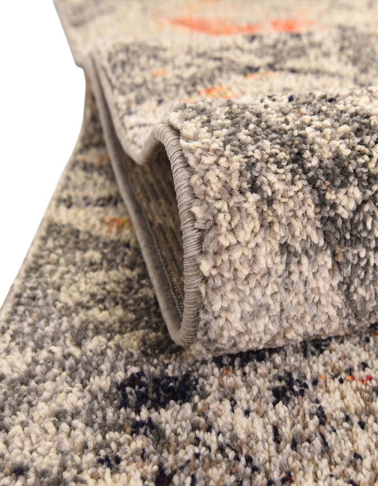 Detail image of  4' x 4'  Washable Carnevale Round Rug