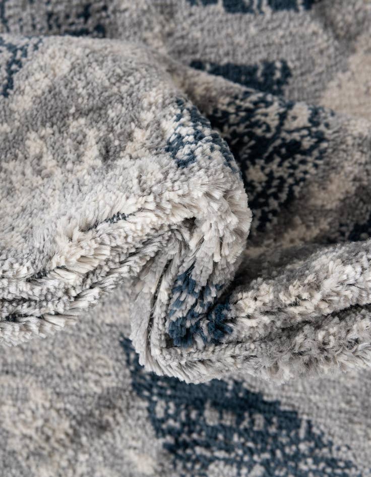 Detail image of  5' x 5' Charleston Round Rug