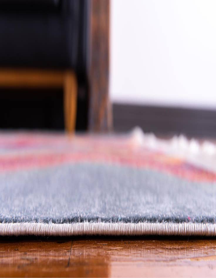 Detail image of 5' 5 x 5' 5 Dakota Round Rug