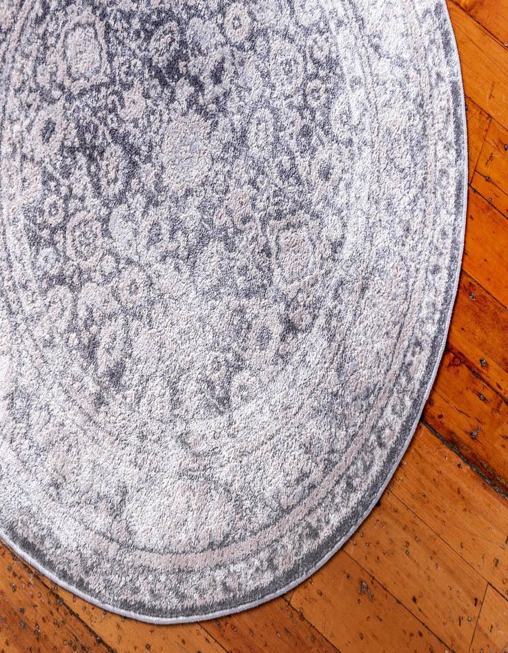 Detail image of  3' 3 x 3' 3 Estate Round Rug