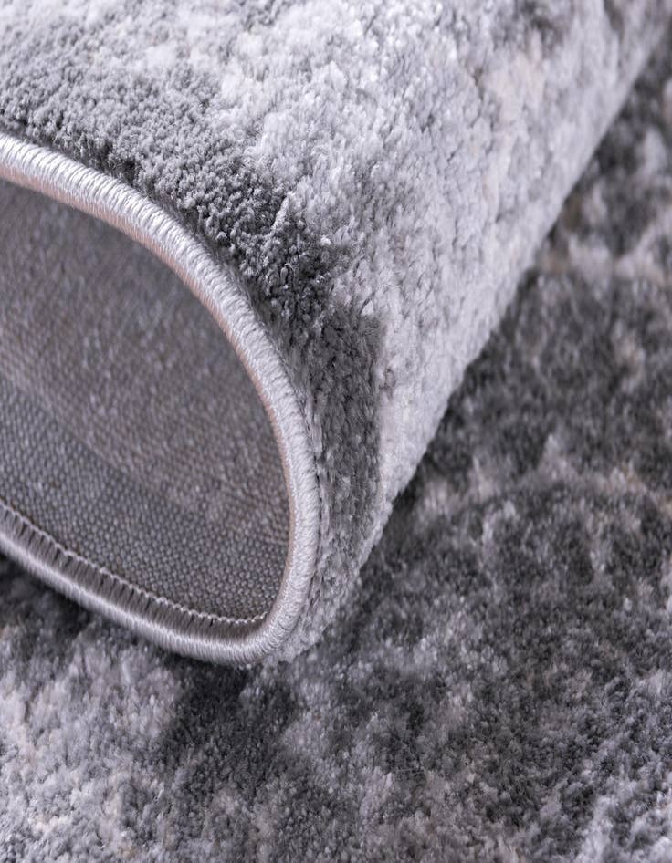 Detail image of  3' 3 x 3' 3 Estate Round Rug