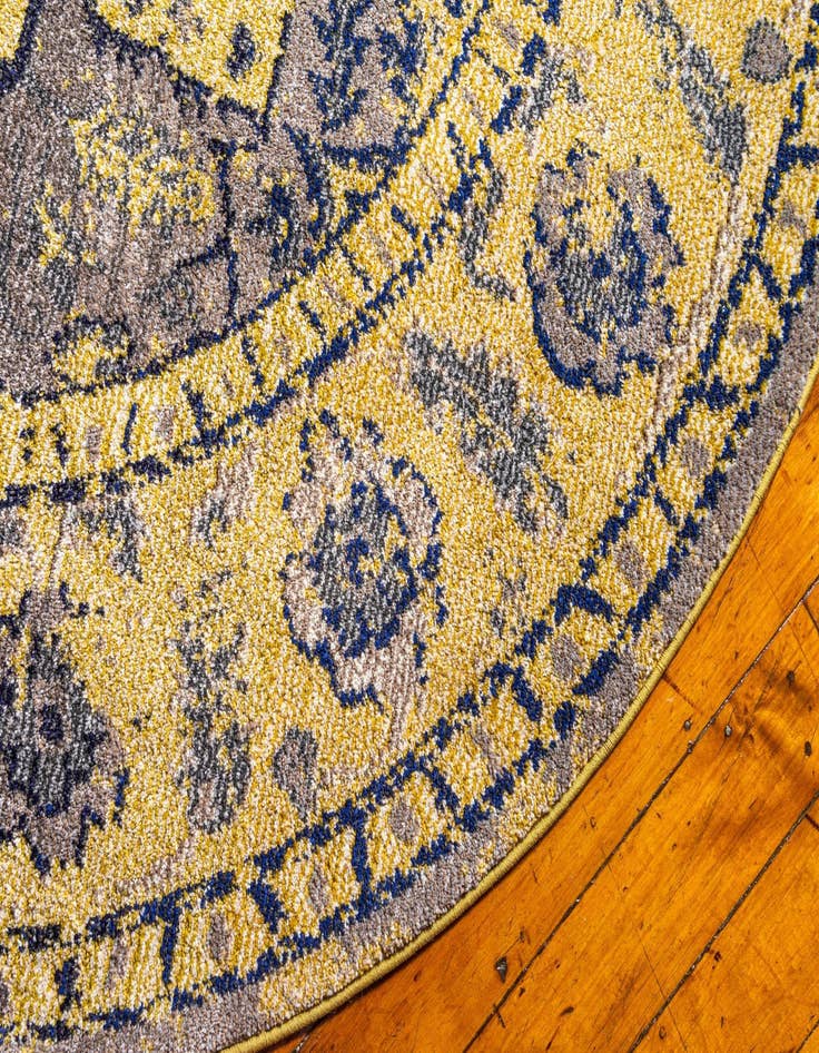 Detail image of  8' x 8'  Washable Fleur Round Rug