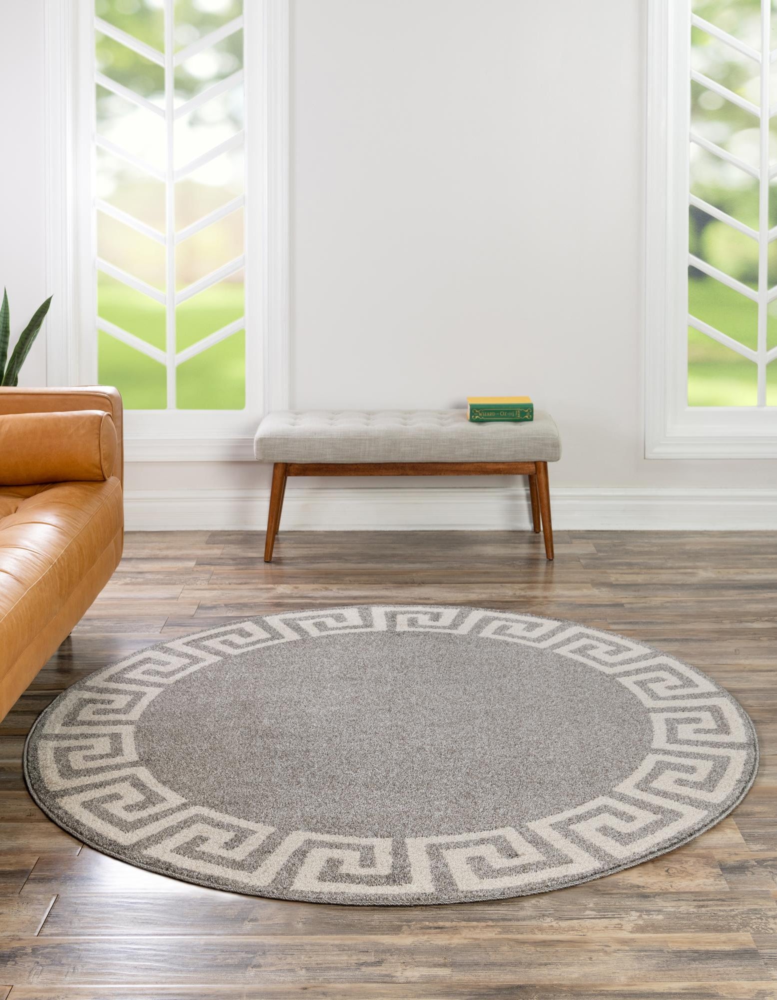 Gray 8' x 8' Hera Round Rug | Rugs.com
