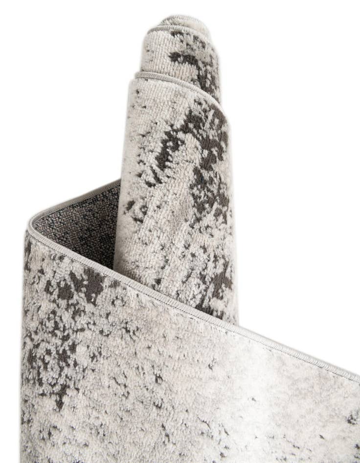 Detail image of  4' x 4' Leipzig Round Rug