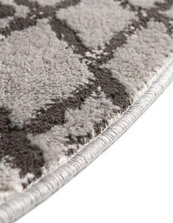 Detail image of  7' x 7' Leipzig Round Rug