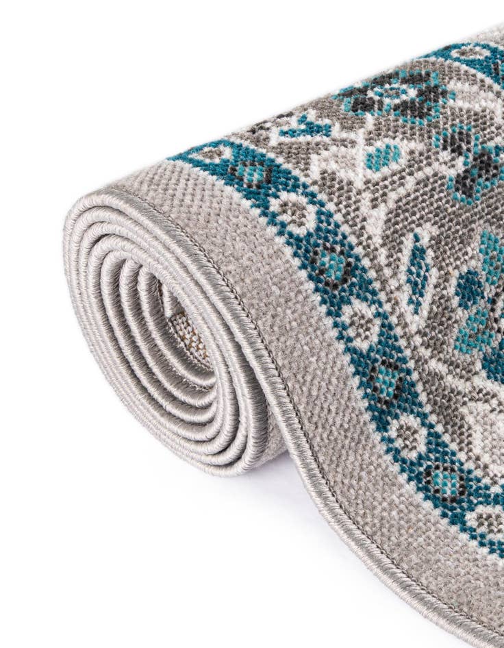 Detail image of  5' 3 x 5' 3 Lucerne Round Rug