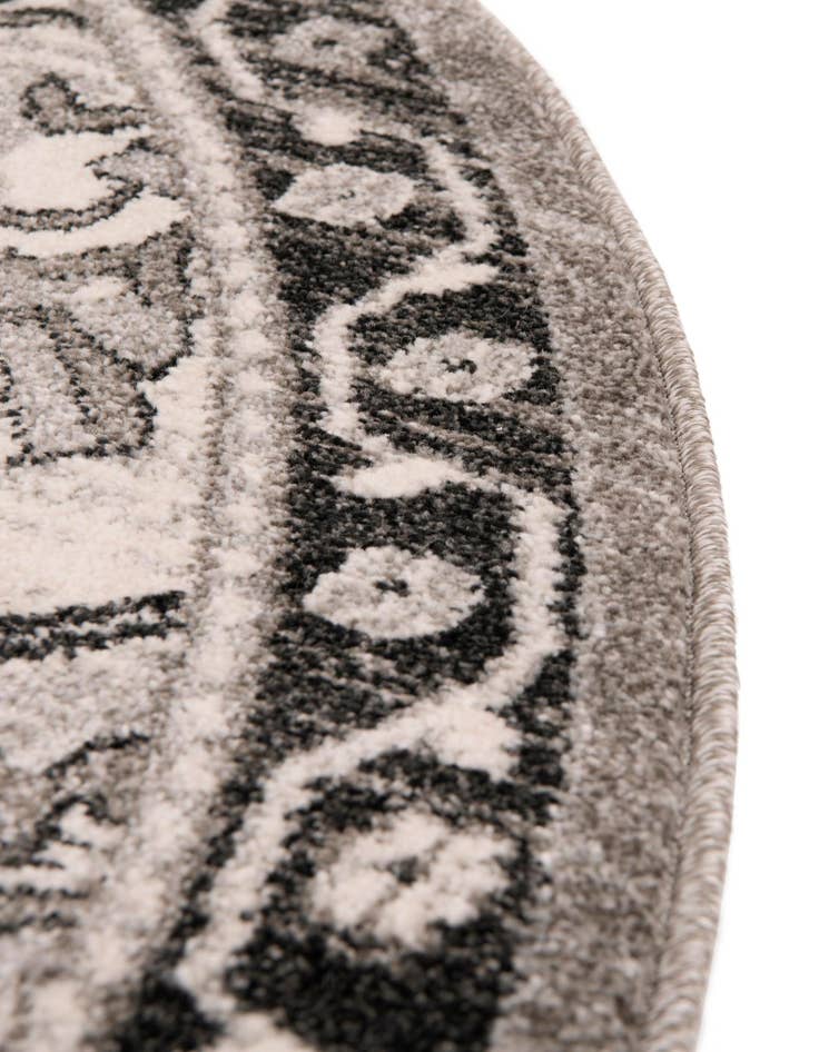 Detail image of  7' 10 x 7' 10 Miranda Round Rug