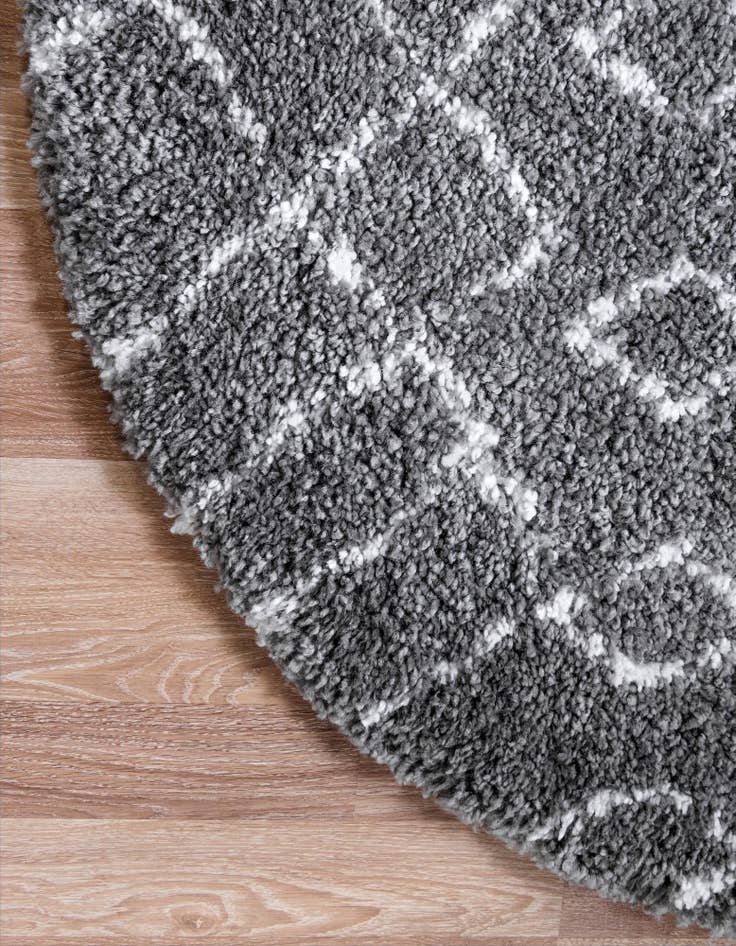 Detail image of  8' x 8' Moroccan Shag Round Rug