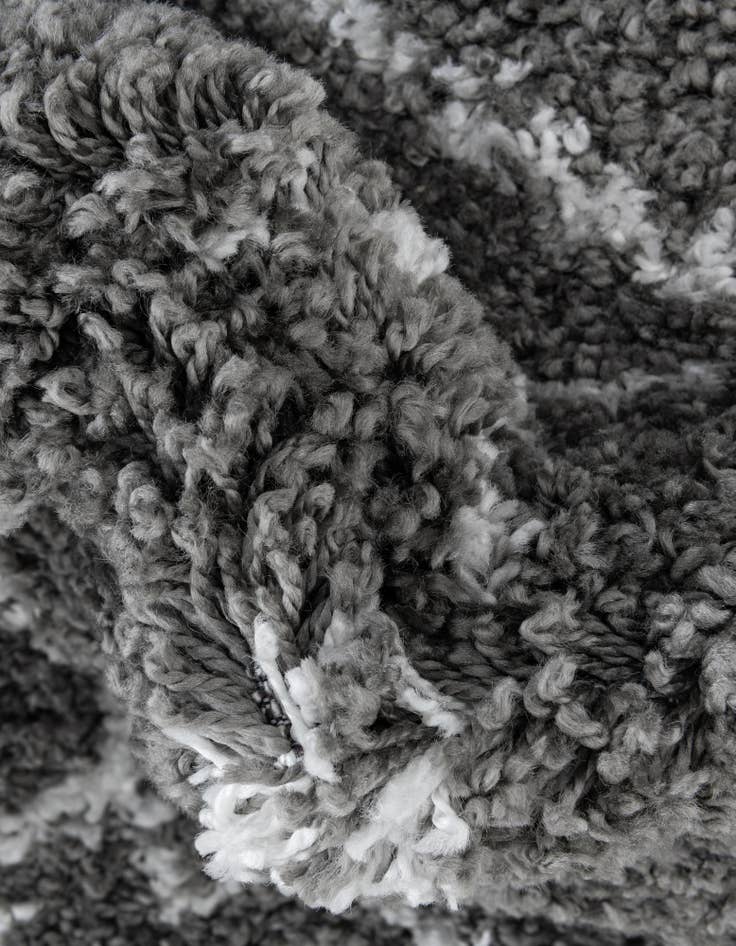 Detail image of  8' x 8' Moroccan Shag Round Rug