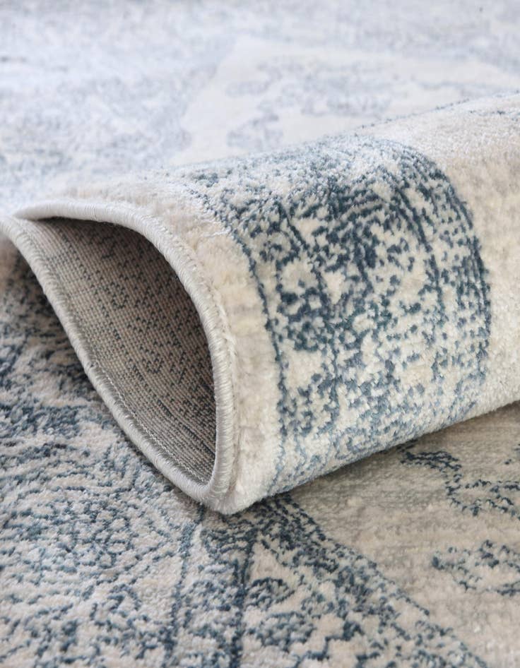 Detail image of  5' 3 x 5' 3 Newport Round Rug