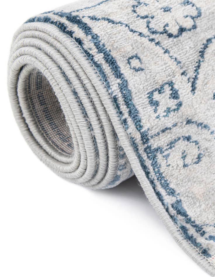 Detail image of  7' x 7' Newport Round Rug