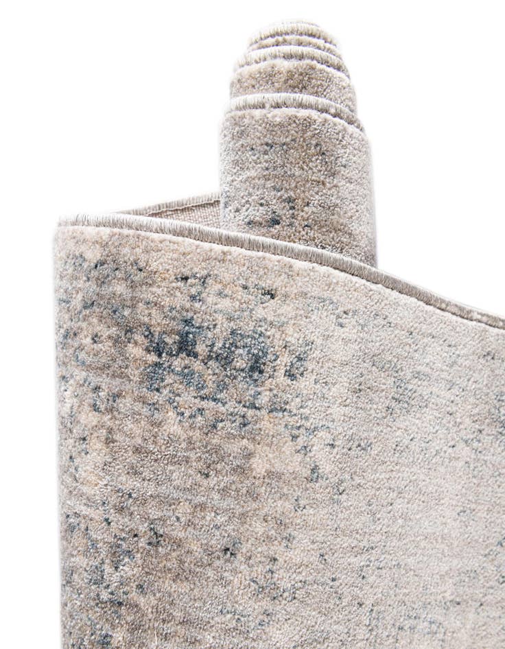 Detail image of  6' x 6' Noble Round Rug