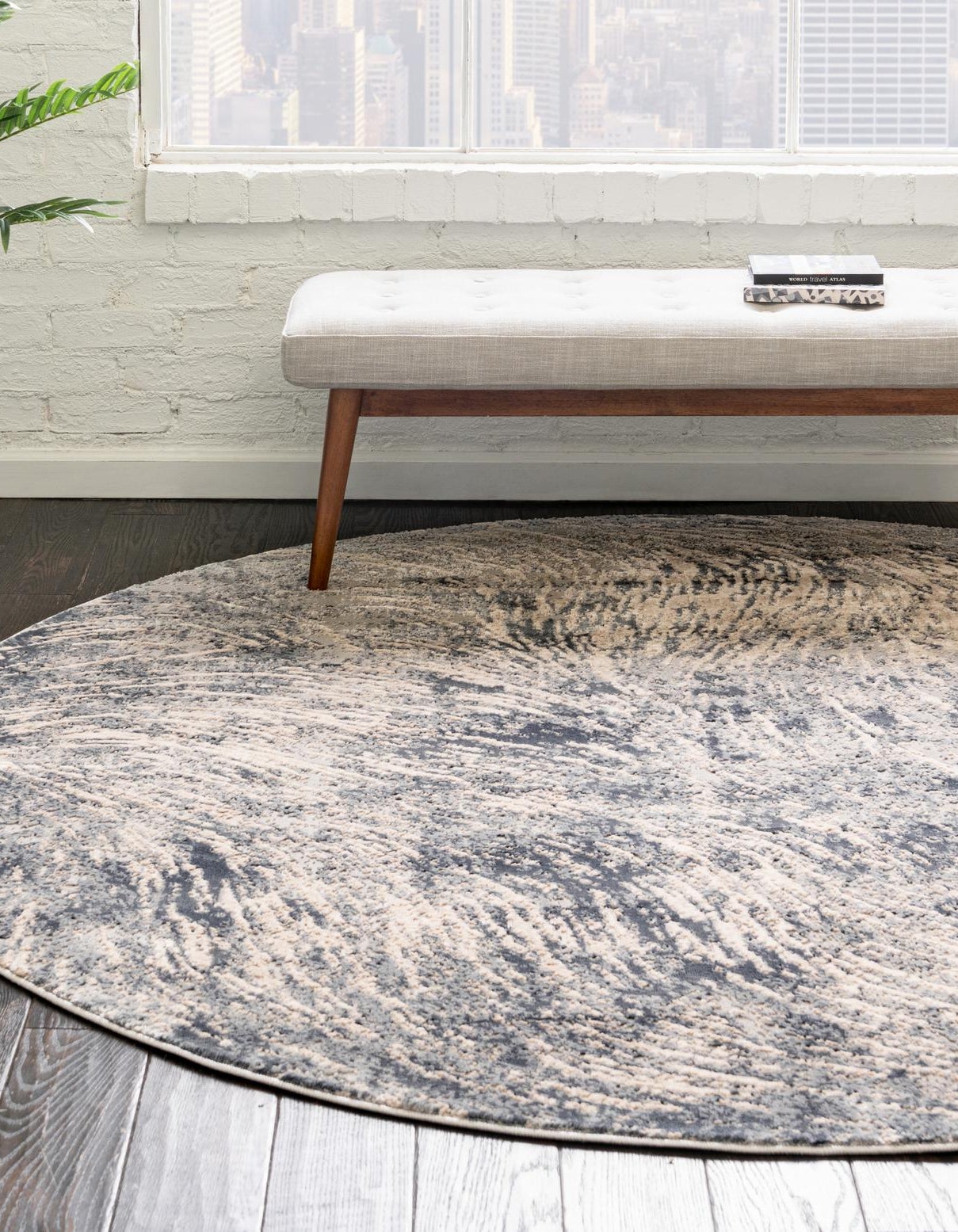 Gray 7' x 7' Oasis Round Rug | Rugs.com